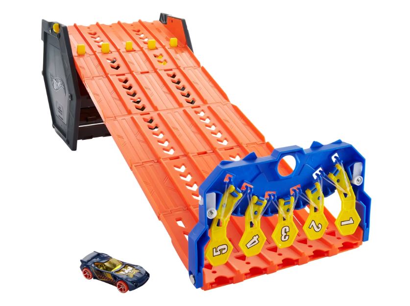 Hot Wheels Roll out Raceway